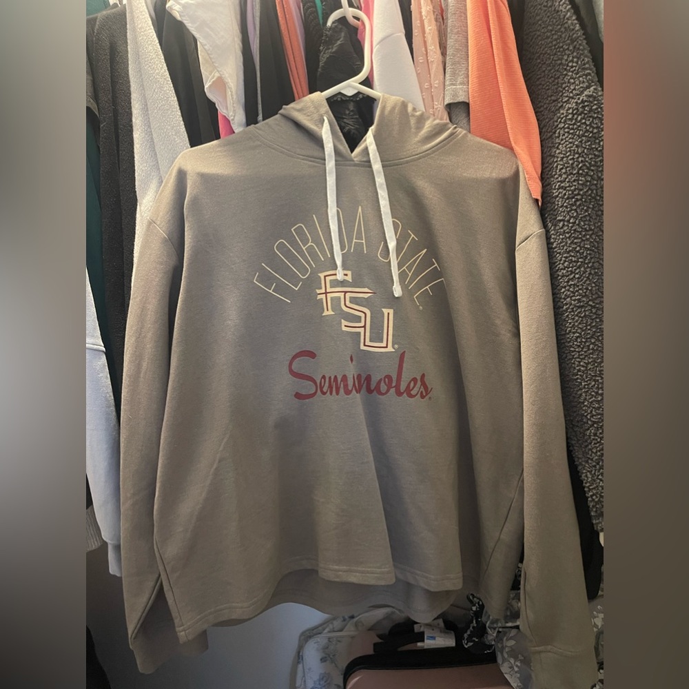 Florida State Women’s Cropped Hoodie!